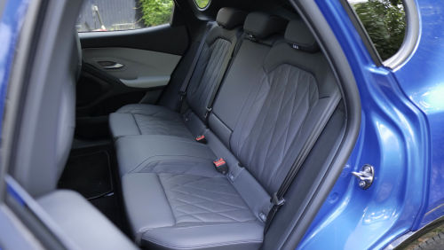 FORD CAPRI ESTATE 125kW Style 52kWh 5dr Auto view 6